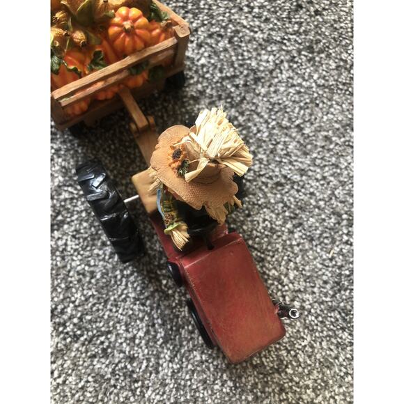 Scarecrow Tractor Halloween Thanksgiving Autumn Pumpkins Decor VTG With Box EUC - Picture 3 of 10